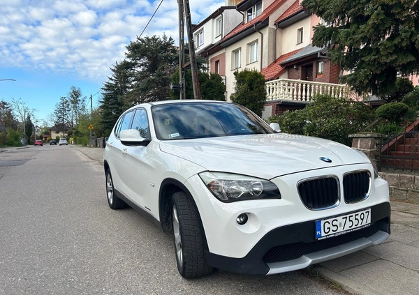 BMW X1 cena 39900 przebieg: 143000, rok produkcji 2011 z Słupsk małe 172